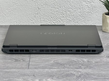Lenovo Legion 5 15IRX10 7